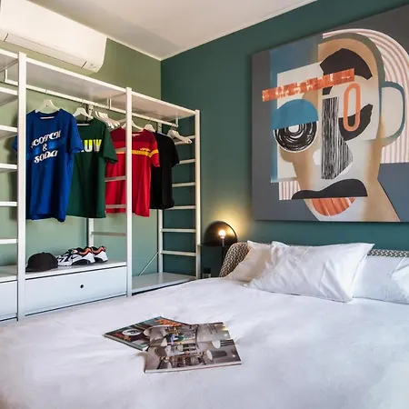 Urban Sixties Apartment *